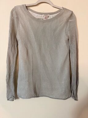 Sundance Light Gray Mesh Layered Pullover, S